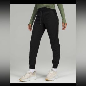 dance studio lululemon joggers